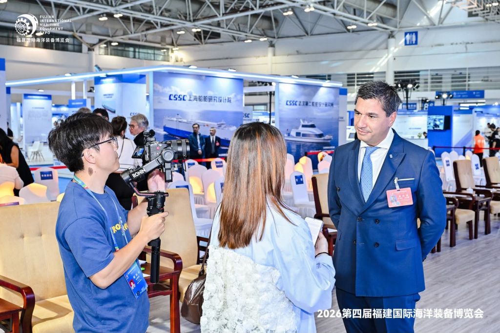 Il Presidente Mirko Benetti intervistato dalla stampa cinese tra gli stand della Fujian International Maritime Equipment Expo
